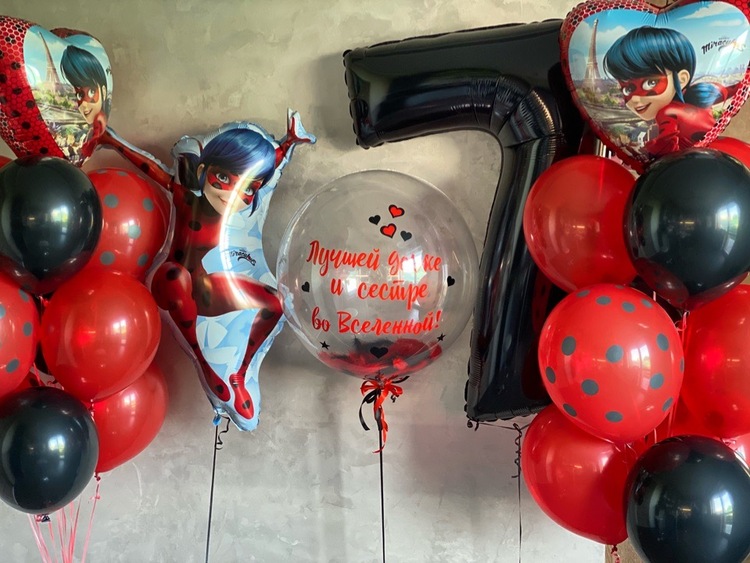 Композиция из шаров на 7 лет Леди Баг в Севастополе